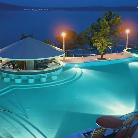 Amazing In With Outdoor Swimming Pool, Sauna And Swimming Pool * Novi Vinodolski