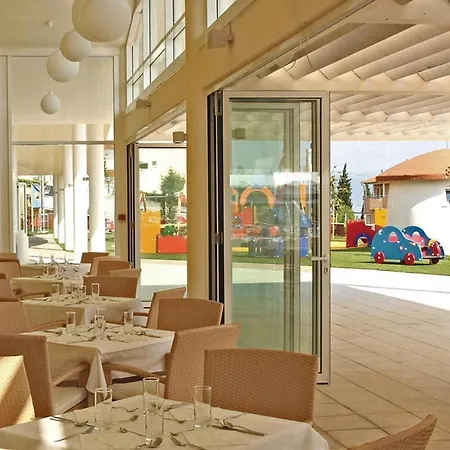 Amazing In With Outdoor Swimming Pool, Sauna And Swimming Pool Appartamento *