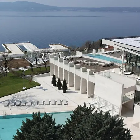 Amazing In With Outdoor Swimming Pool, Sauna And Swimming Pool *